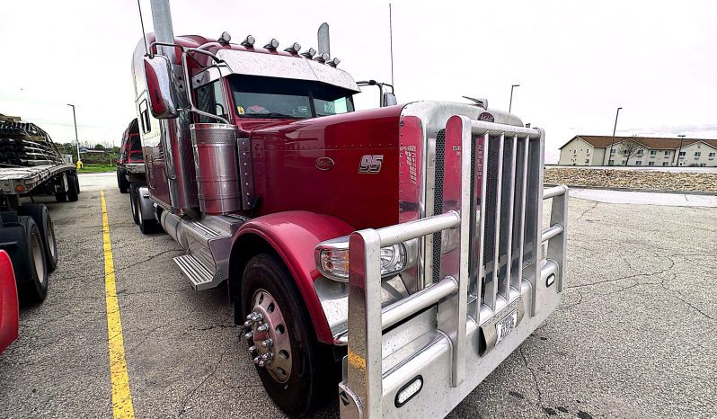 2019 Peterbilt 389 full