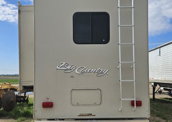 2012 HEARTLAND BIG COUNTRY 3690SL full