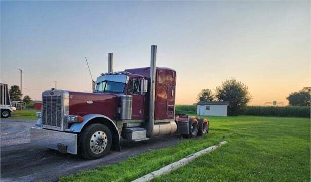 1997 PETERBILT 379