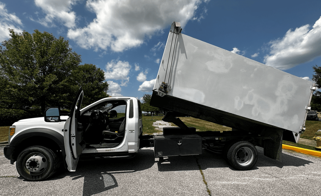 2017 F-550 Super Duty Dump Truck