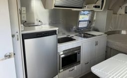 2017 AIRSTREAM BAMBI 22FB full