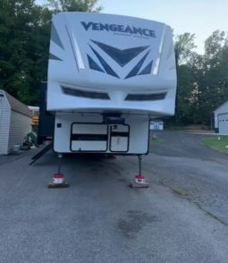 2019 Forest River Vengeance Touring Edition 381L12-6