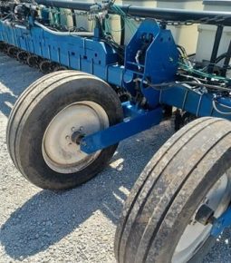 2005 KINZE 3700 full