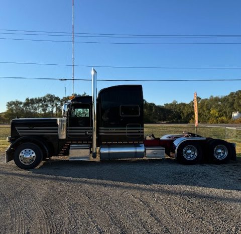 2015 Peterbilt 389 ” Caterpillar Engine” “True Glider” full