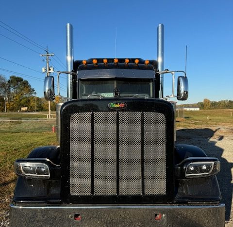 2015 Peterbilt 389 ” Caterpillar Engine” “True Glider” full