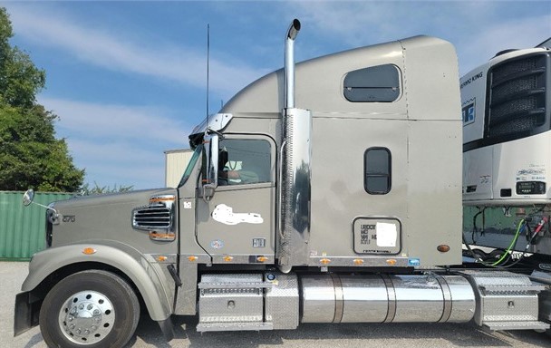 2022 FREIGHTLINER 122SD