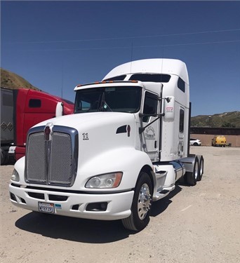 2011 KENWORTH T660