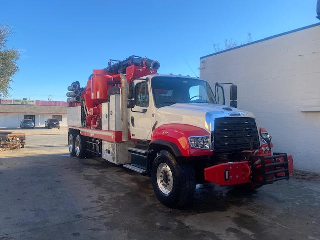 2018 Freightliner 114SD HydroVac Truck