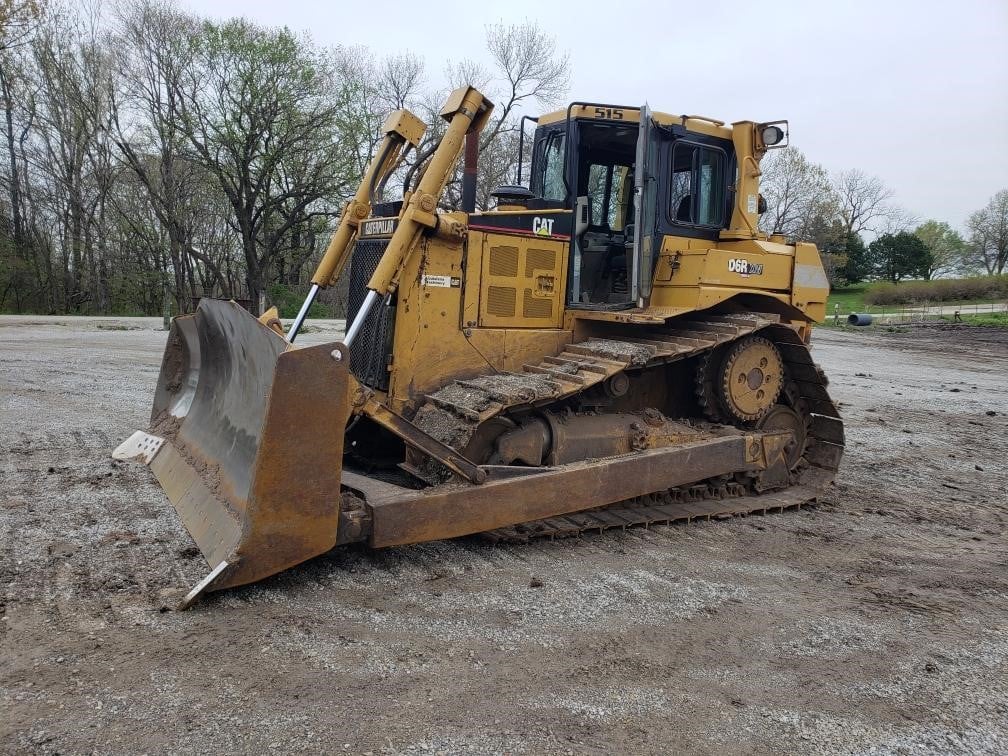 2004 Cat D6R XW Sweeps