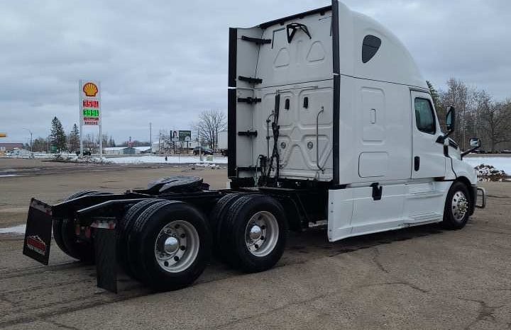 2019 Freightliner Cascadia 126 full