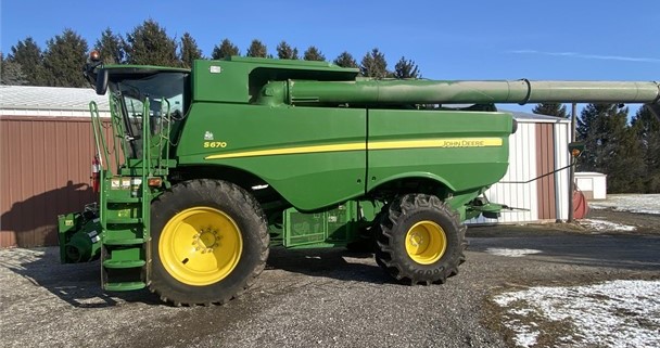 2014 JOHN DEERE S670