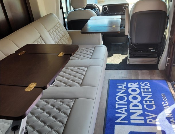 2021 REGENCY RV ULTRA BROUGHAM MB full