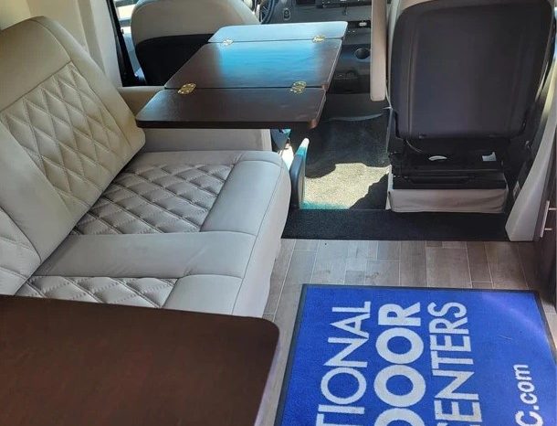 2021 REGENCY RV ULTRA BROUGHAM MB full