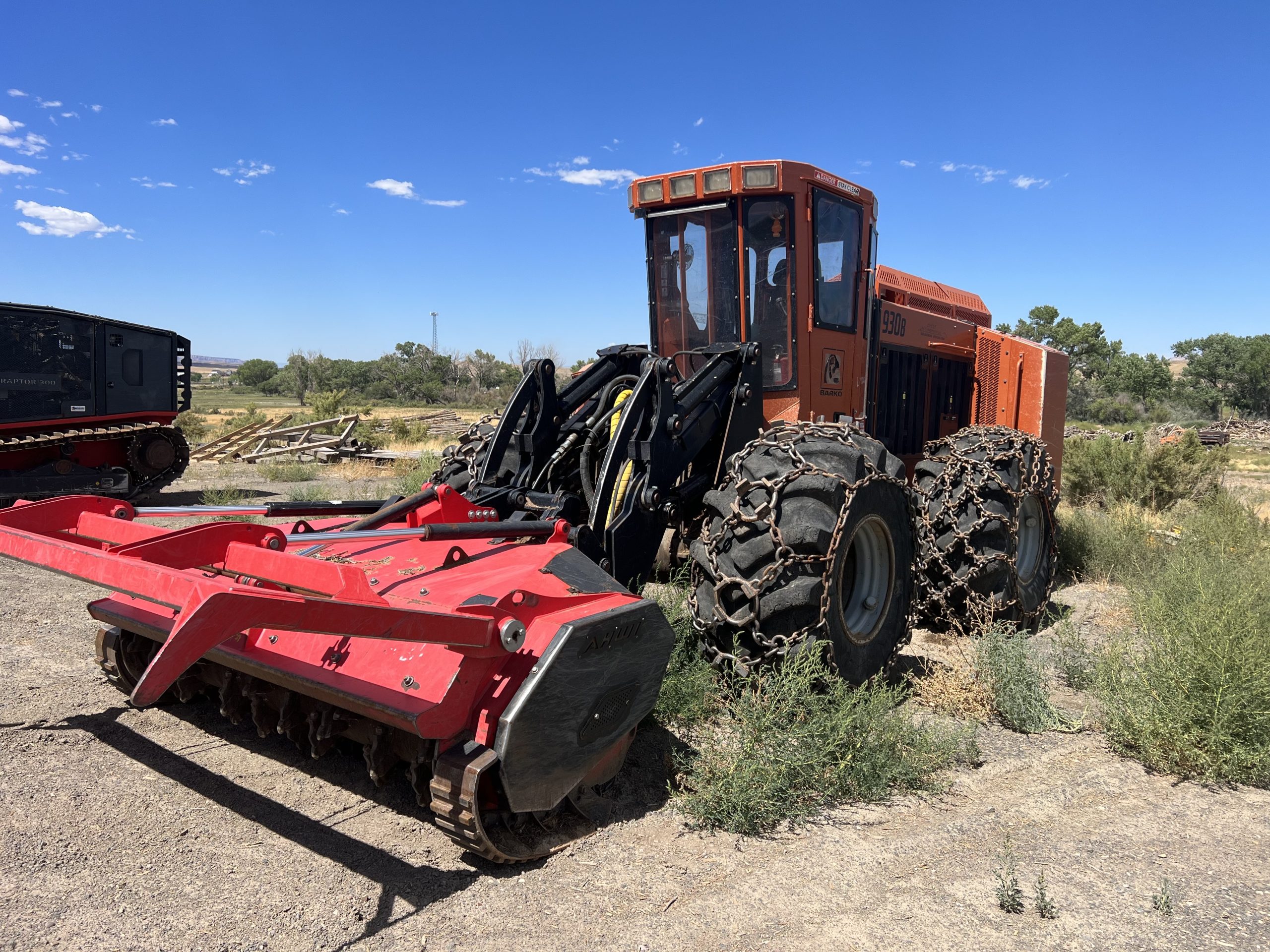 2019 Barko 930B & 2003 CATERPILLAR 163H