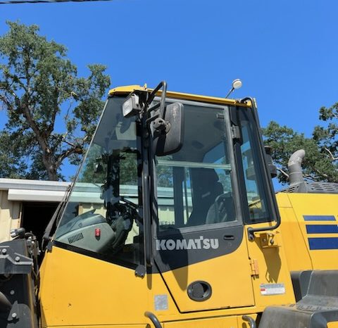 2017 KOMATSU WA270-8 full