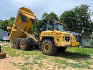 2016 Komatsu HM 400