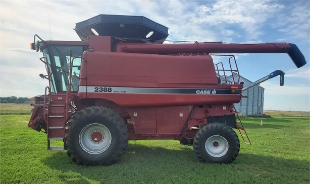 2005 CASE IH 2388