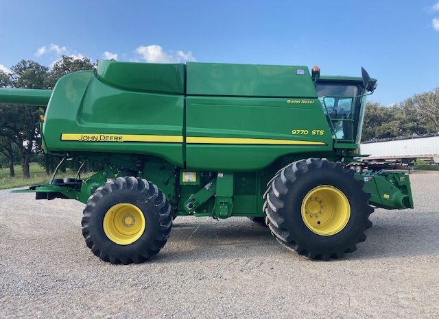 2010 John Deere 9770 Combine full