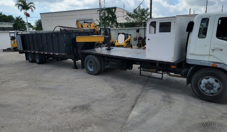 2005 Mitsubishi Fuso with, 2005 Hooper Equipment Trailer, 10 Ton, Gooseneck, and 2006 PJ Dump  Hurricane Clean Up Trailer, 10 Ton, Gooseneck full