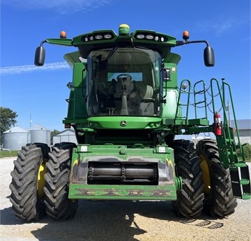 2014 JOHN DEERE S670