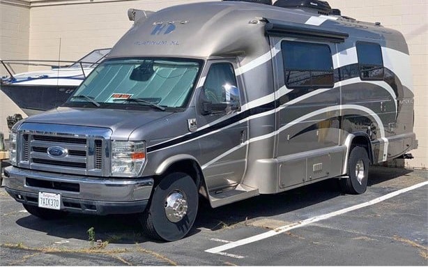 2013 COACH HOUSE PLATINUM 261XL