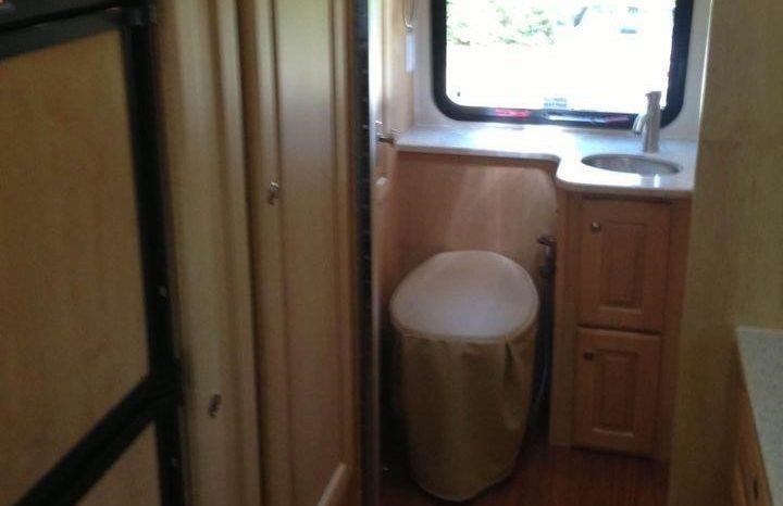 2013 COACH HOUSE PLATINUM 261XL full