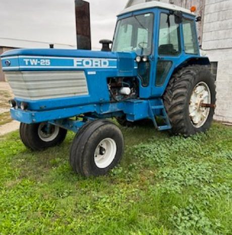 Ford TW25 Tractor full