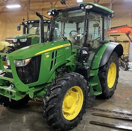 JOHN DEERE 5115R