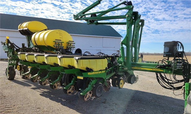 2014 JOHN DEERE 1770NT