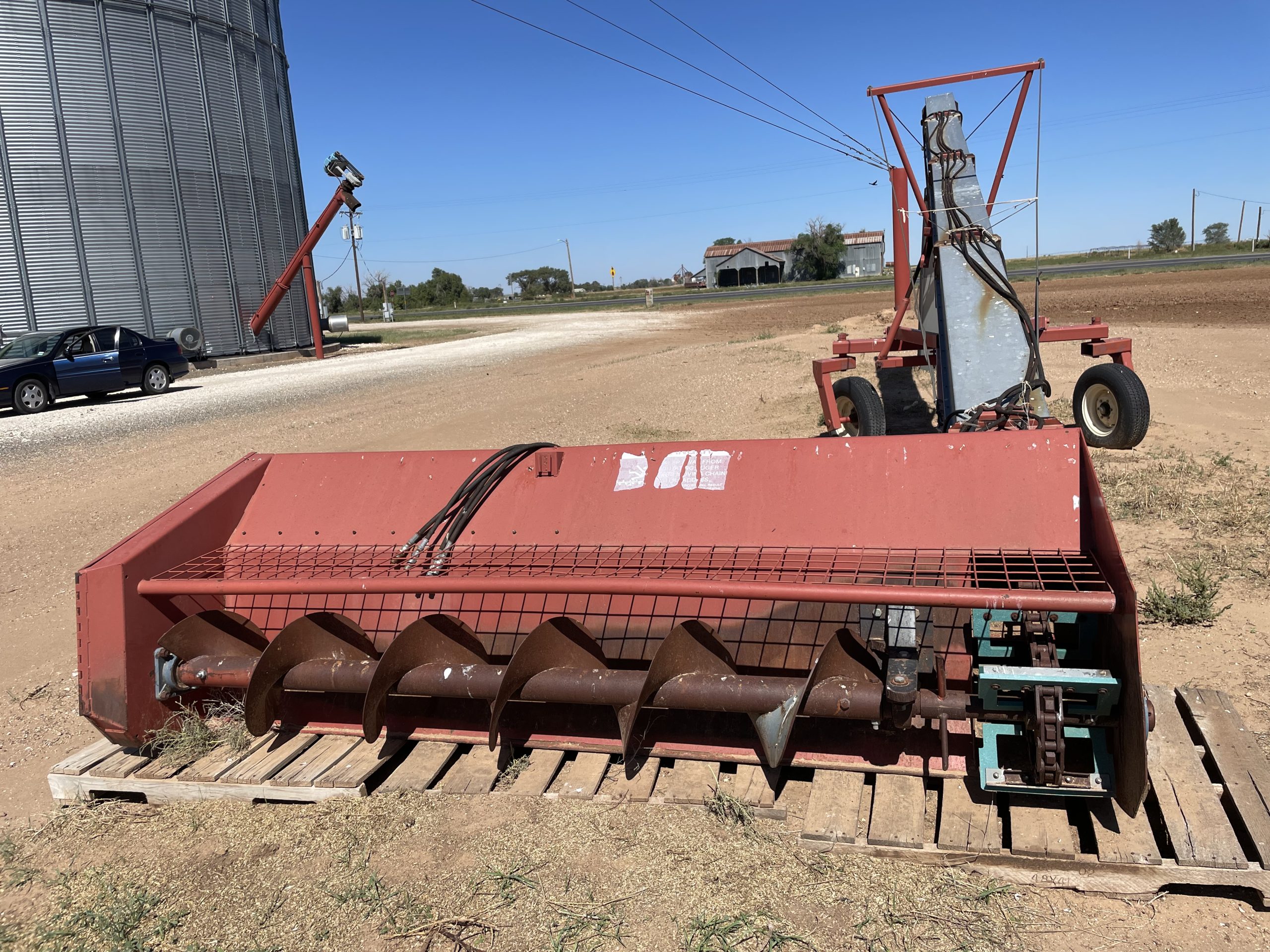 2010 Ground Pile Auger