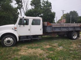 2001 International 4700