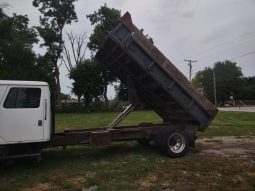 2001 International 4700 full