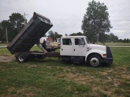 2001 International 4700 full