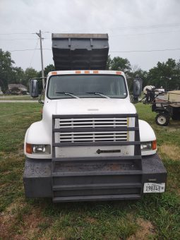 2001 International 4700 full