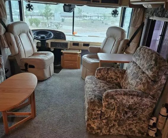 1999 FLEETWOOD BOUNDER full