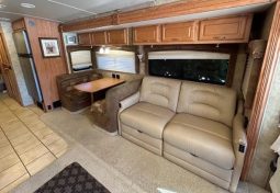 2007 WINNEBAGO TOUR 40KD full