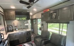 2019 Cruiser RV Stryker 2613 Toy Hauler full