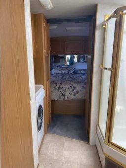 1999 FLEETWOOD BOUNDER full