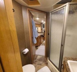 2017 THOR MOTOR COACH FOUR WINDS 31E full