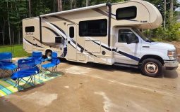 2017 THOR MOTOR COACH FOUR WINDS 31E full