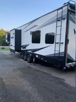 2019 Forest River Vengeance Touring Edition 381L12-6 full