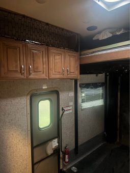 2018 Thor Motor Coach 37 BG full